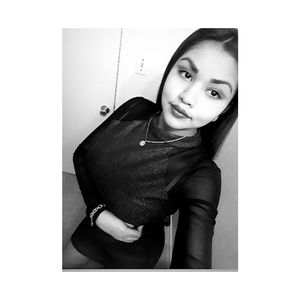 Meet your Posher, Daysi